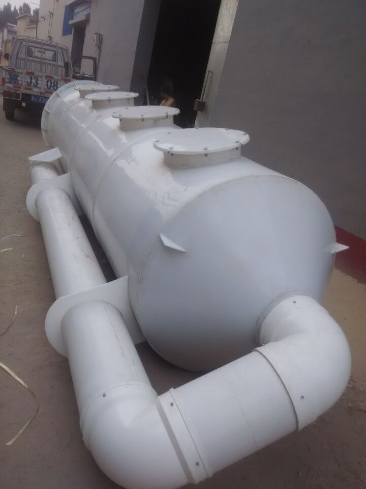 造紙廠廢氣惡臭處理采用什么方案，噴淋塔+UV光解氧化設(shè)備配套處理的一套方案。
