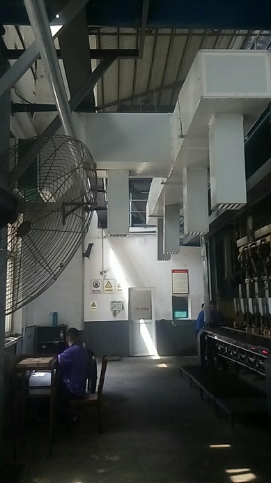 汽車(chē)廠降溫用環(huán)?？照{(diào)+風(fēng)管效果如何
